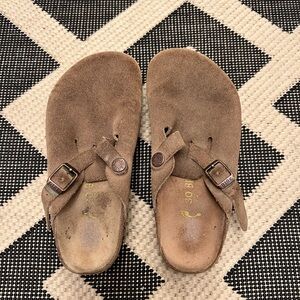 Little Kid Birkenstock’s